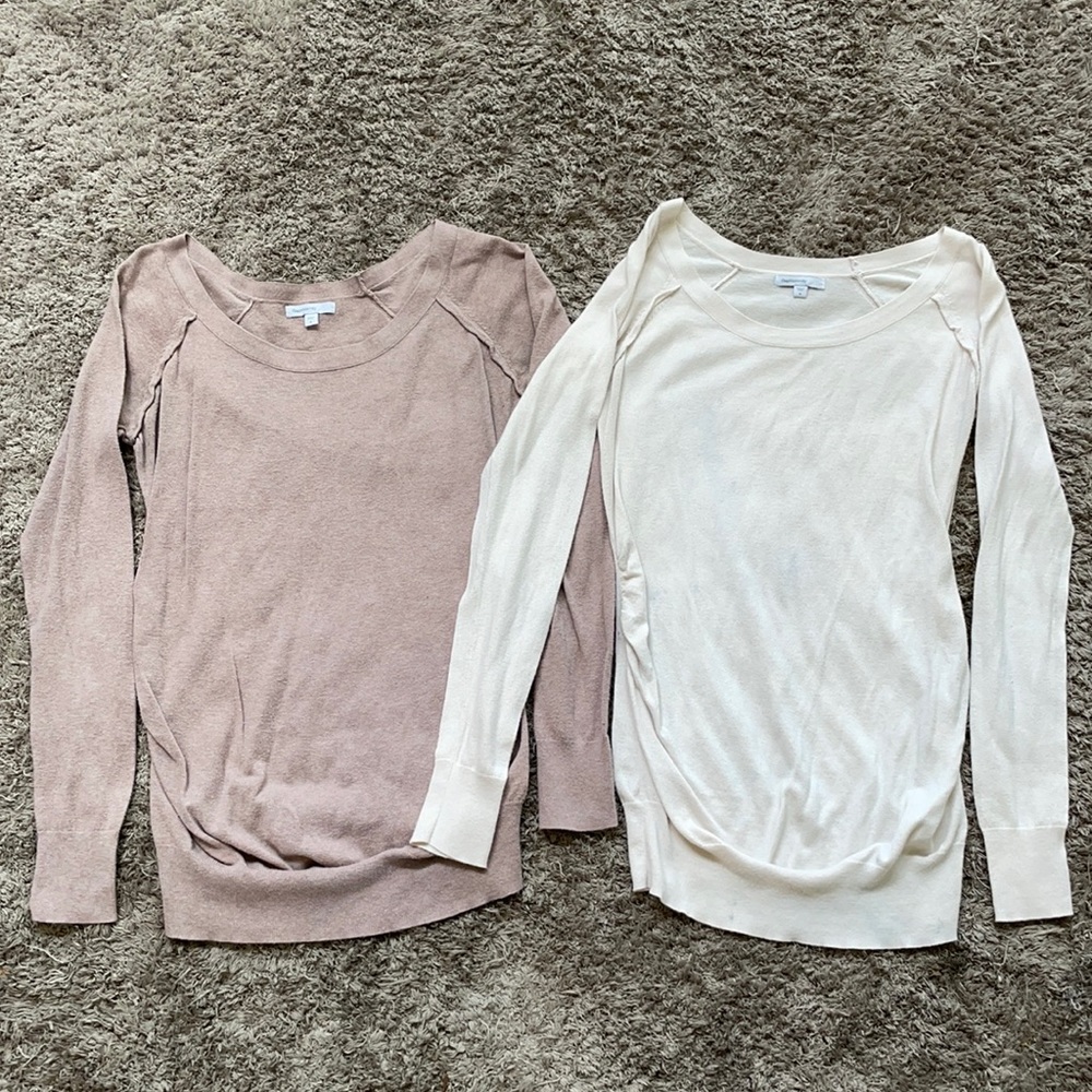 ⭐️2/$22⭐️ GAP Maternity Sweaters